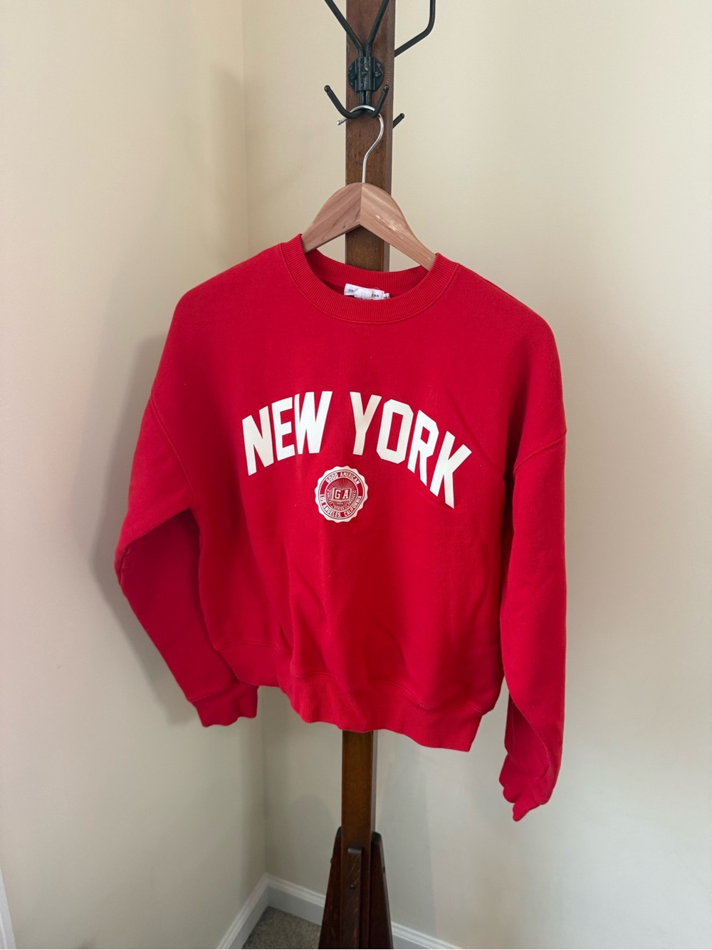 Good American Red Crewneck Sweatshirt with White 'NEW YORK' Graphic
